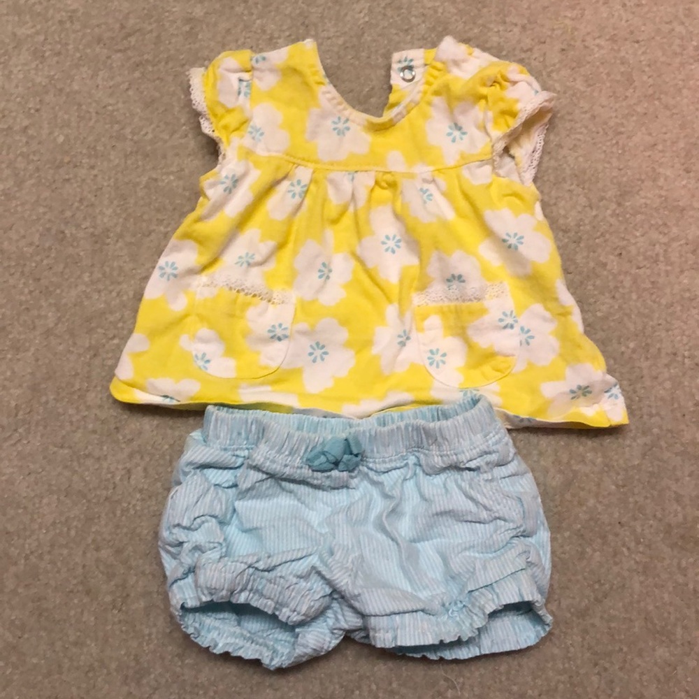 Summer baby outfit